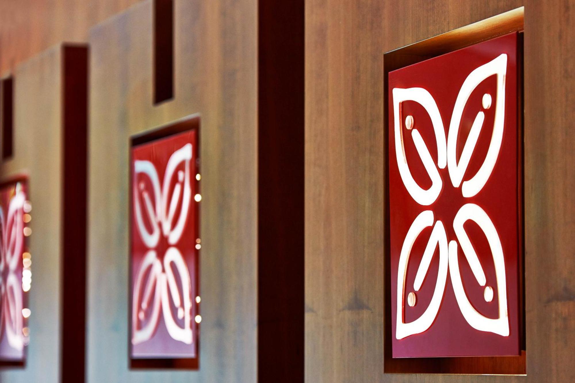 Hilton Garden Inn Frankfurt Airport Франкфурт-на-Майні Екстер'єр фото